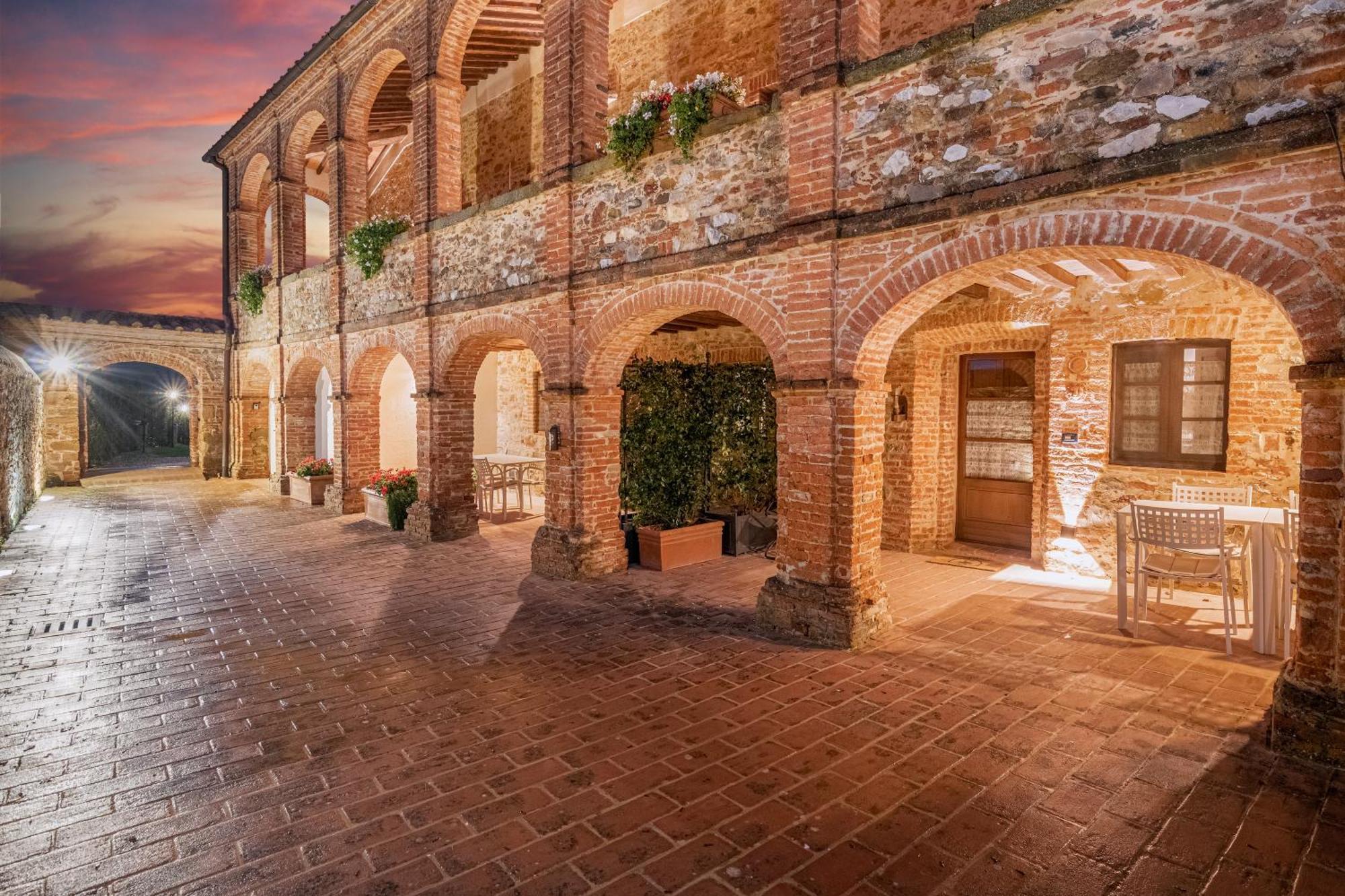 Abbadia Sicille Relais Hotel Trequanda Exterior photo