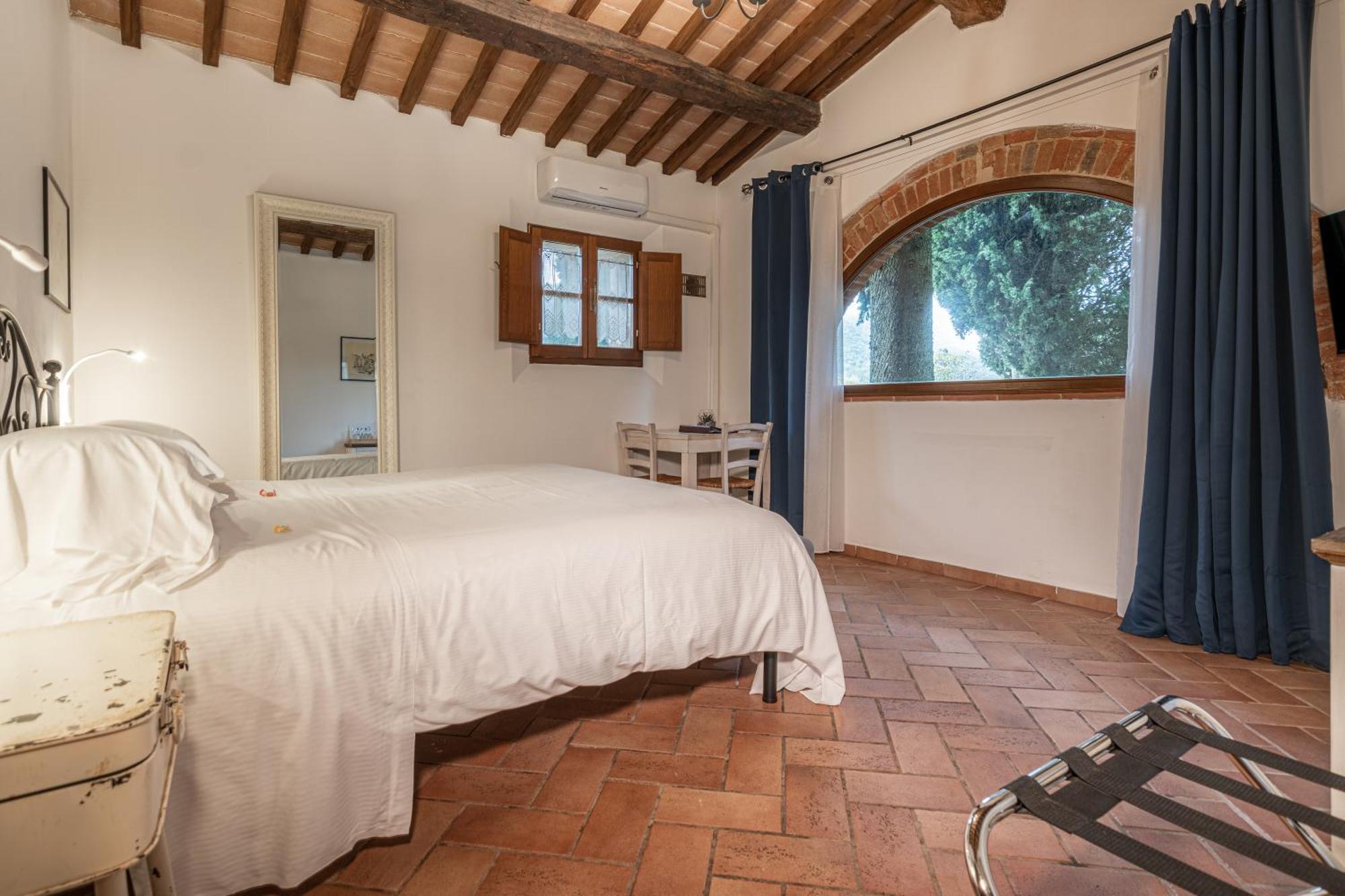 Abbadia Sicille Relais Hotel Trequanda Room photo